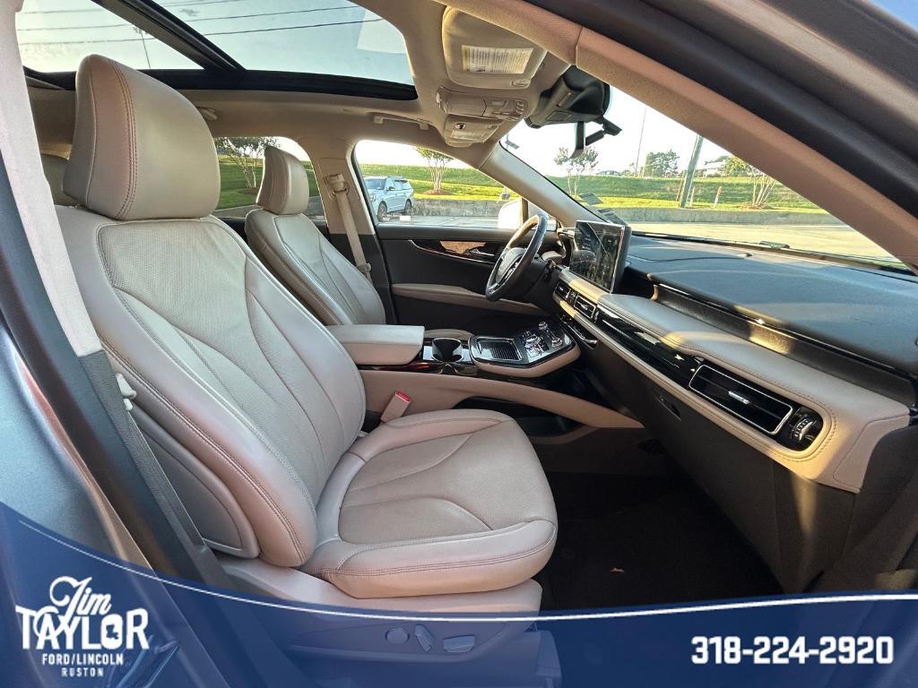 used 2023 Lincoln Nautilus car, priced at $32,987