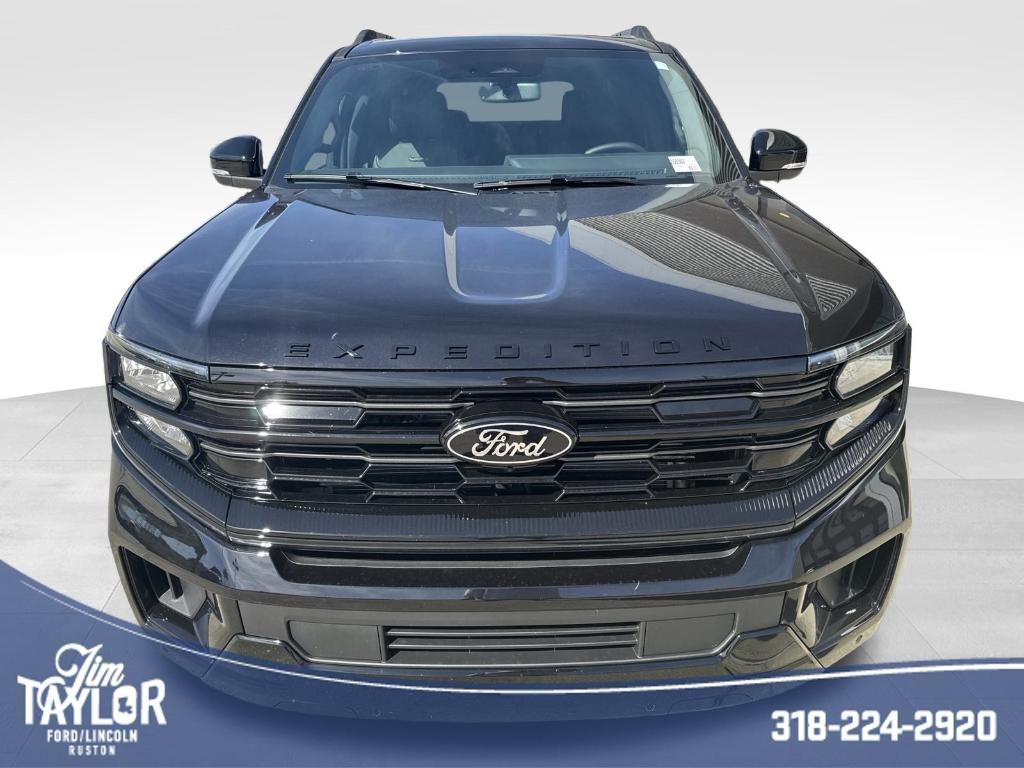 new 2025 Ford Expedition car, priced at $85,230