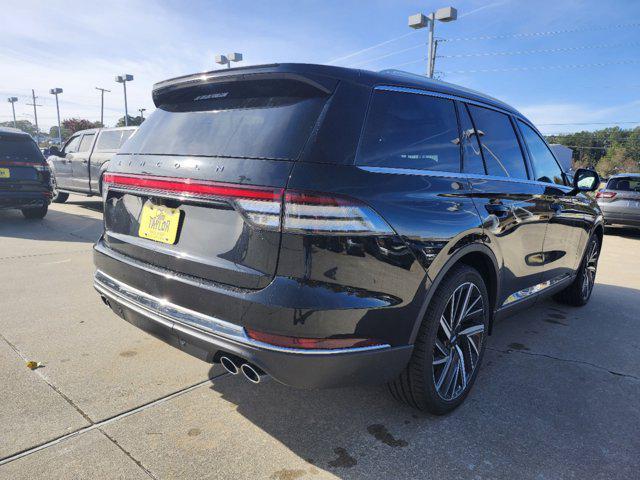 new 2025 Lincoln Aviator car, priced at $82,700