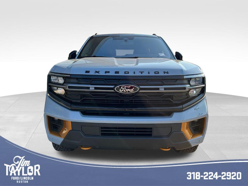 new 2025 Ford Expedition car, priced at $84,540