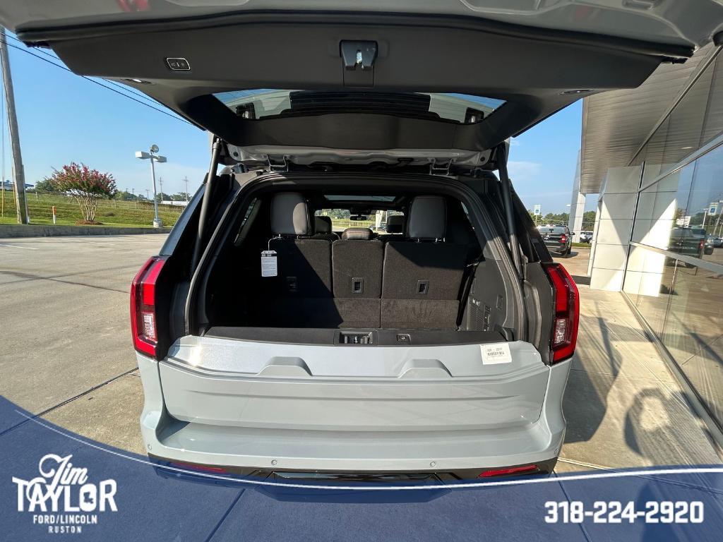 new 2025 Ford Expedition car, priced at $84,540