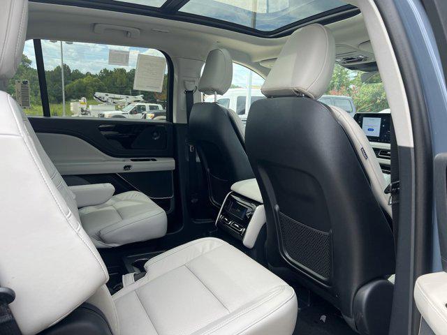 new 2025 Lincoln Aviator car, priced at $72,625