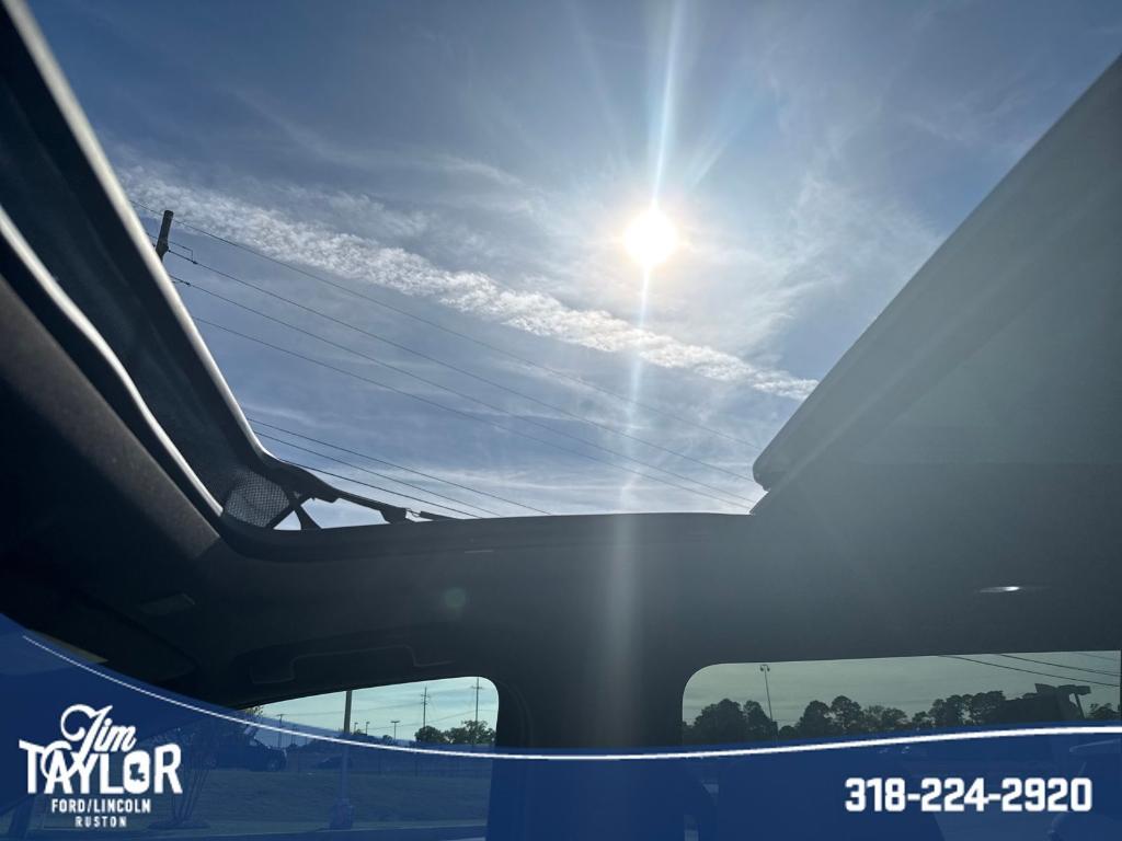 used 2022 Chevrolet Suburban car, priced at $39,987