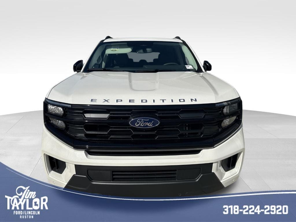 new 2025 Ford Expedition car, priced at $70,340