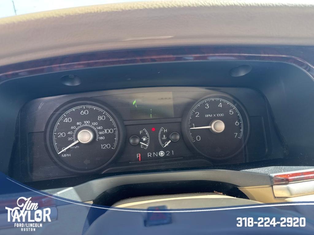 used 2007 Lincoln Town Car car, priced at $8,850