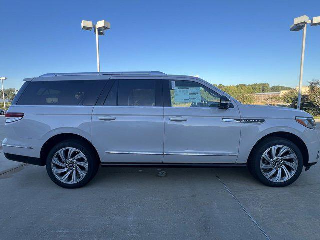 new 2024 Lincoln Navigator car, priced at $110,350