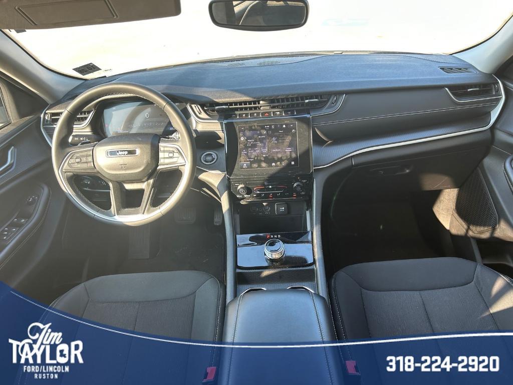 used 2024 Jeep Grand Cherokee car, priced at $29,987