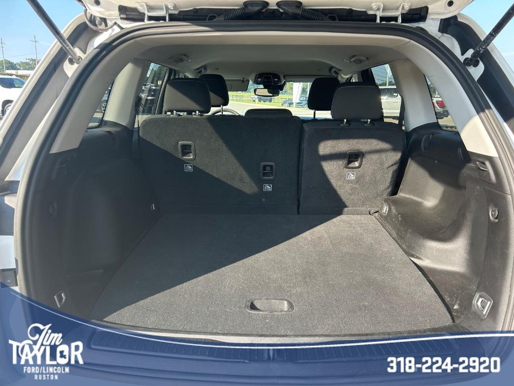 used 2024 Jeep Grand Cherokee car, priced at $29,987