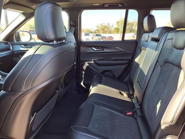 new 2025 Jeep Grand Cherokee car, priced at $46,135