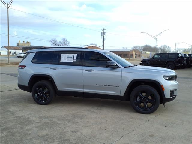 new 2025 Jeep Grand Cherokee L car, priced at $49,520