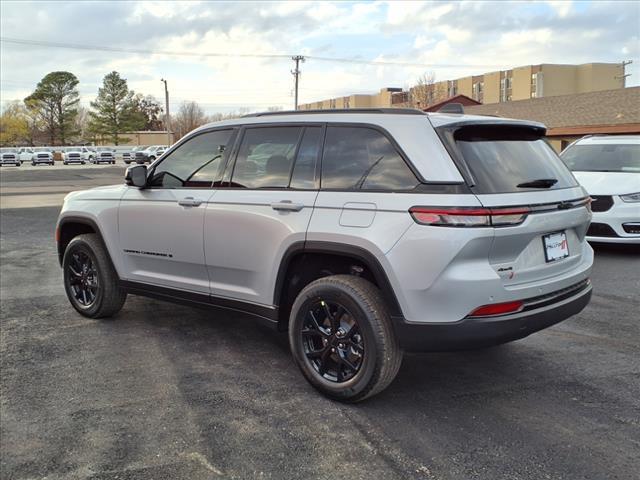 new 2025 Jeep Grand Cherokee car, priced at $44,030