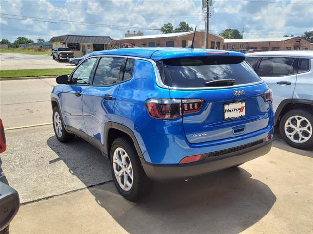 new 2024 Jeep Compass car, priced at $25,990