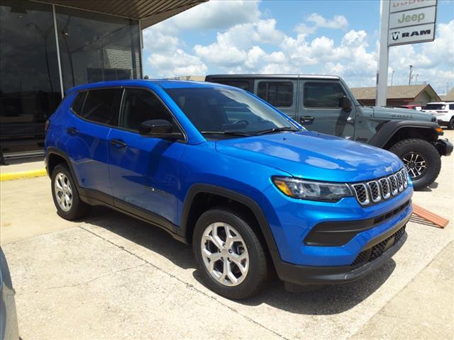 new 2024 Jeep Compass car, priced at $25,990