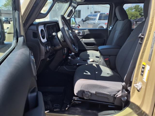 new 2025 Jeep Wrangler car, priced at $53,080