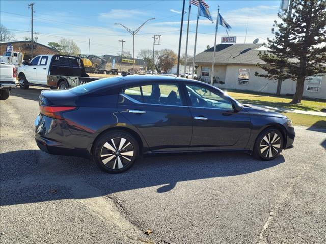 used 2021 Nissan Altima car, priced at $21,400