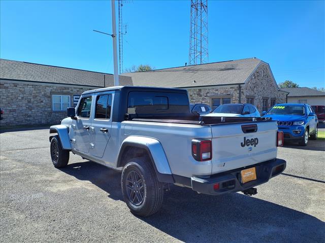 used 2024 Jeep Gladiator car, priced at $35,900