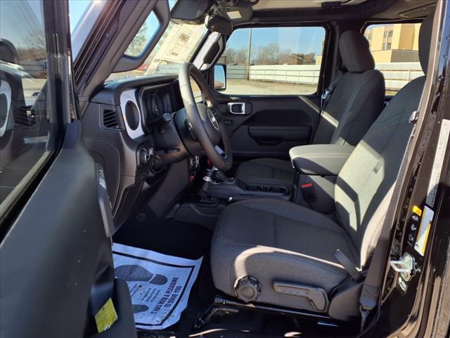 new 2025 Jeep Gladiator car, priced at $49,940