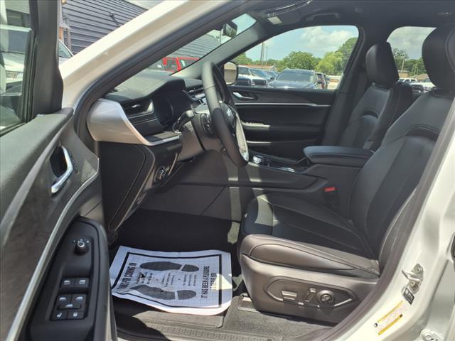 new 2025 Jeep Grand Cherokee L car, priced at $51,625