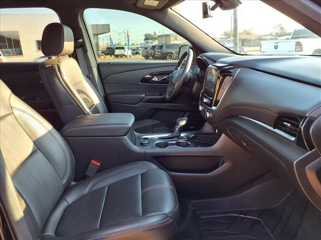 used 2023 Chevrolet Traverse car, priced at $31,900