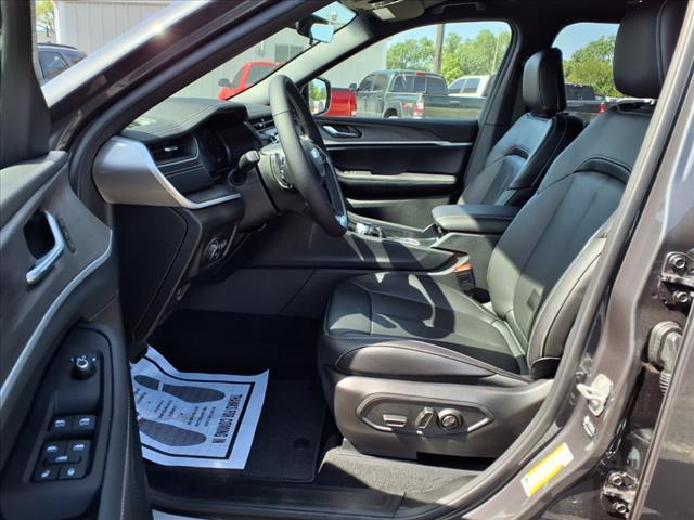 new 2025 Jeep Grand Cherokee L car, priced at $52,220