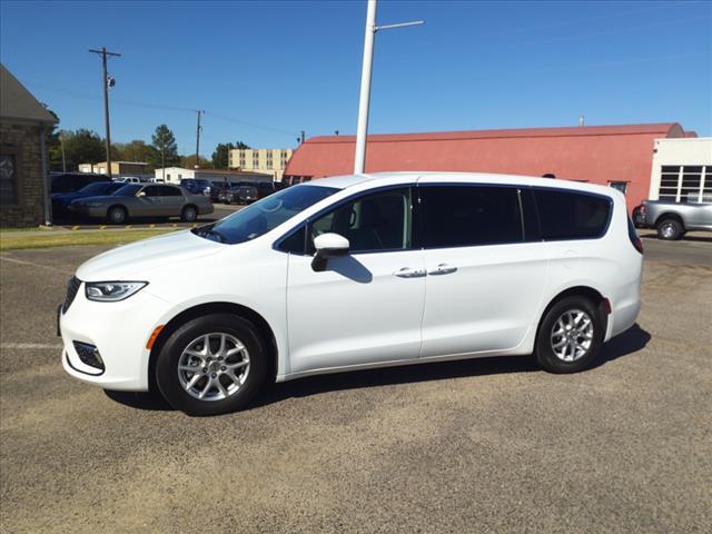 used 2023 Chrysler Pacifica car, priced at $27,900