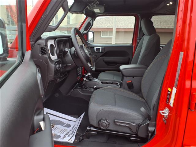 new 2025 Jeep Gladiator car, priced at $47,690