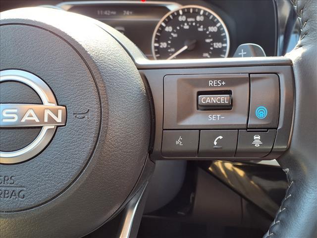 used 2025 Nissan Pathfinder car, priced at $34,900