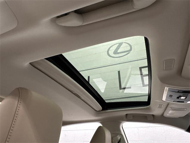 used 2019 Lexus ES 300h car, priced at $16,998