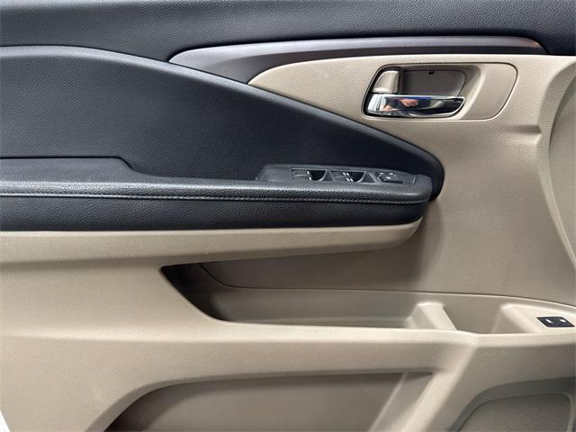 used 2016 Honda Pilot car, priced at $15,877