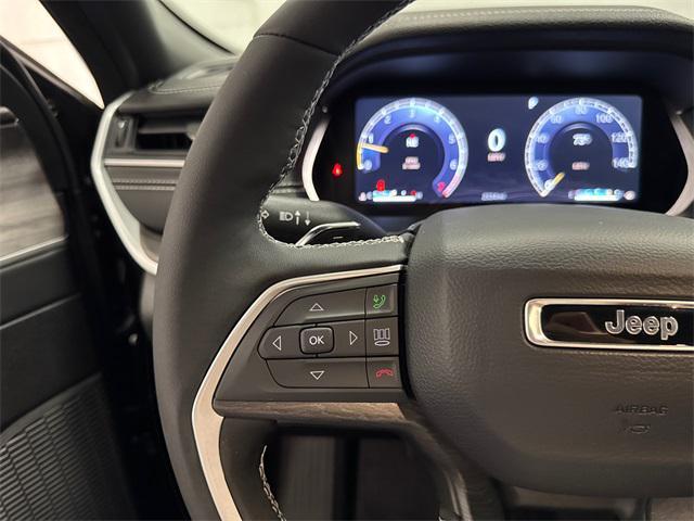 used 2025 Jeep Grand Cherokee car, priced at $42,474