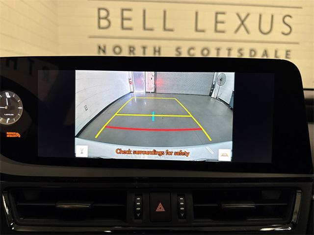 new 2025 Lexus ES 300h car, priced at $51,174