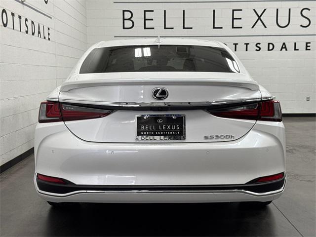 new 2025 Lexus ES 300h car, priced at $49,469