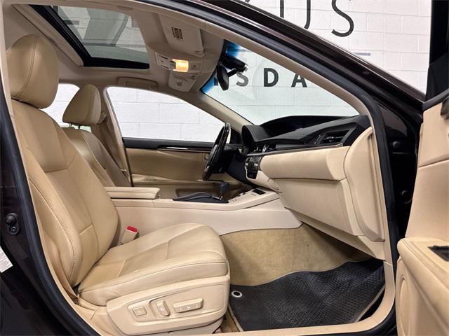 used 2013 Lexus ES 350 car, priced at $18,971