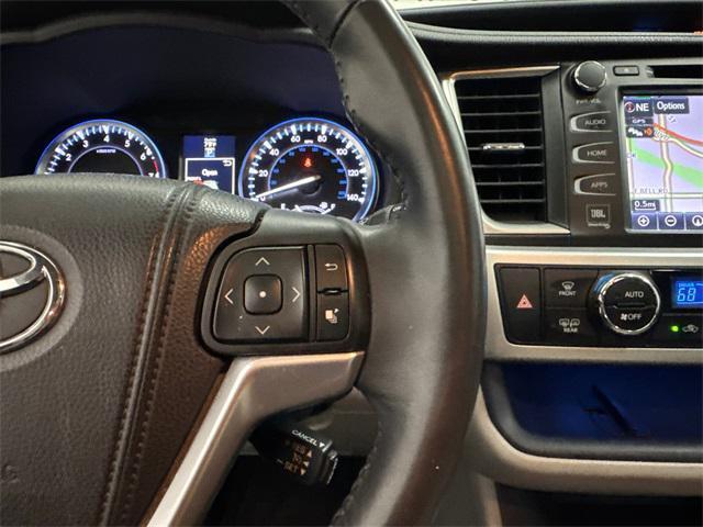 used 2015 Toyota Highlander car, priced at $17,974