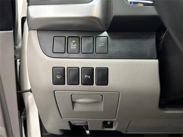 used 2015 Toyota Highlander car, priced at $17,974