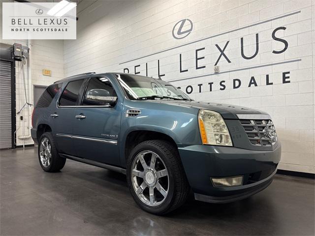 used 2008 Cadillac Escalade car, priced at $10,989