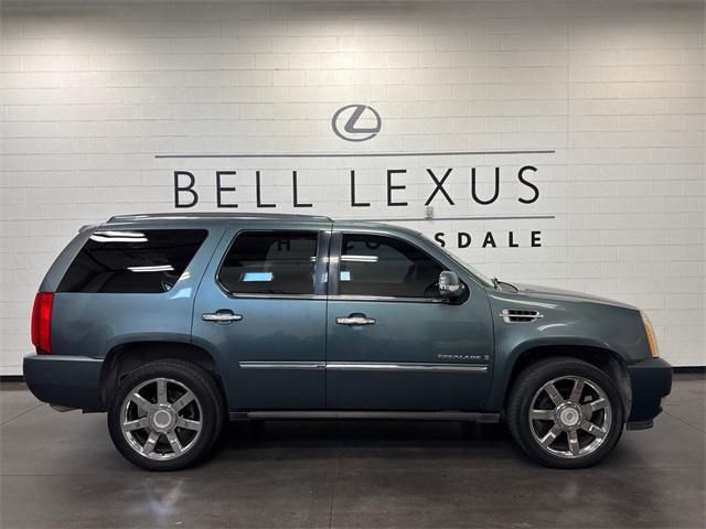 used 2008 Cadillac Escalade car, priced at $10,989