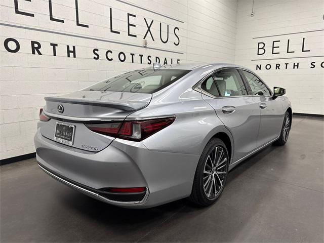 new 2025 Lexus ES 300h car, priced at $49,399