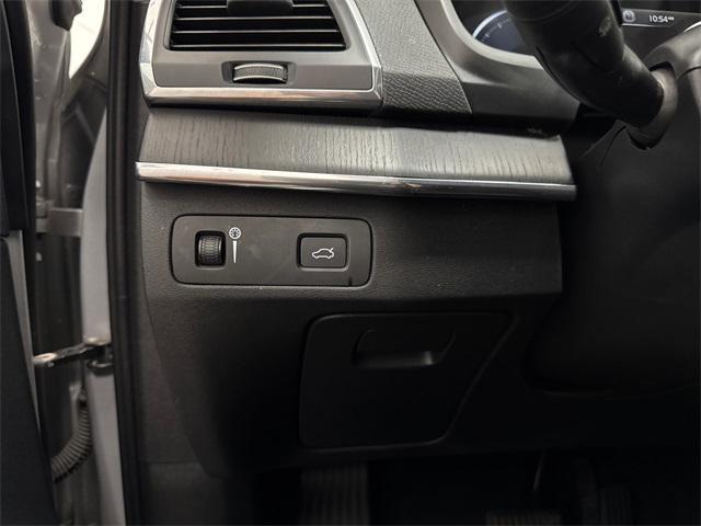 used 2020 Volvo XC90 car, priced at $18,477