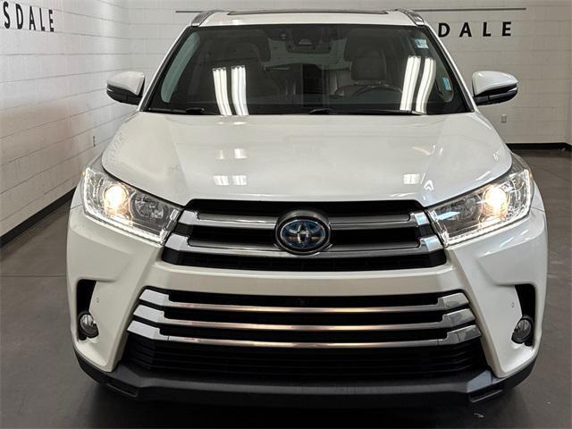 used 2017 Toyota Highlander Hybrid car, priced at $29,677