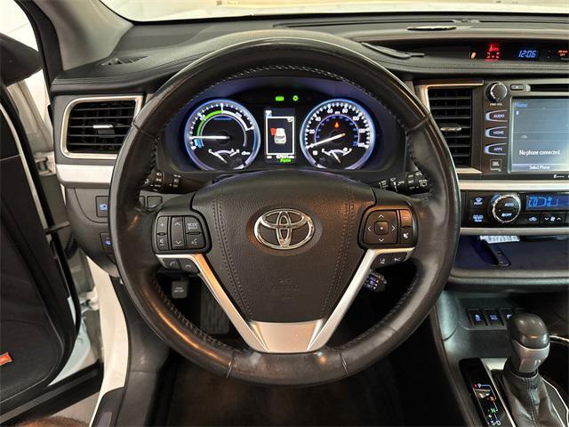 used 2017 Toyota Highlander Hybrid car, priced at $29,677