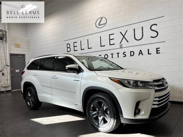 used 2017 Toyota Highlander Hybrid car, priced at $29,677