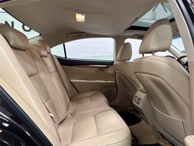 used 2014 Lexus ES 300h car, priced at $10,971