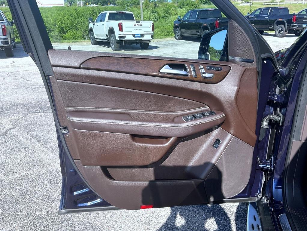 used 2018 Mercedes-Benz GLE 350 car, priced at $22,670