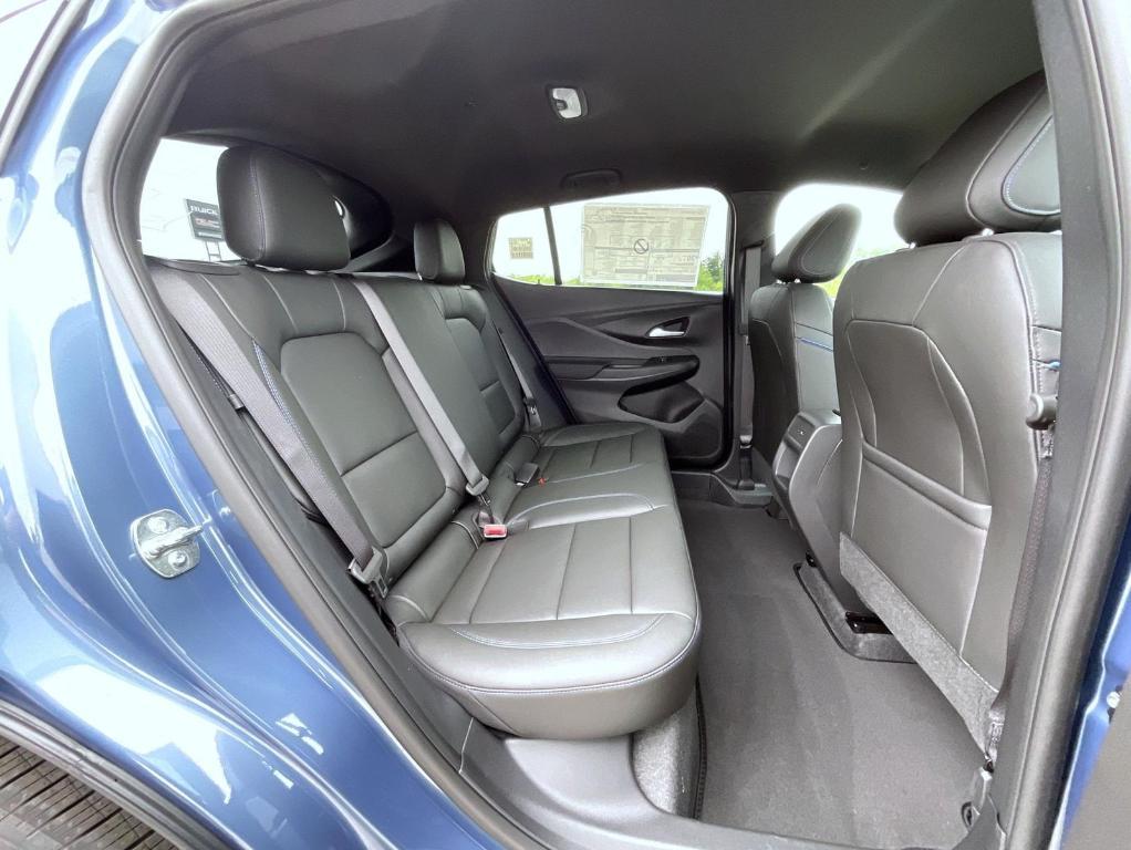 new 2025 Buick Envista car, priced at $29,513