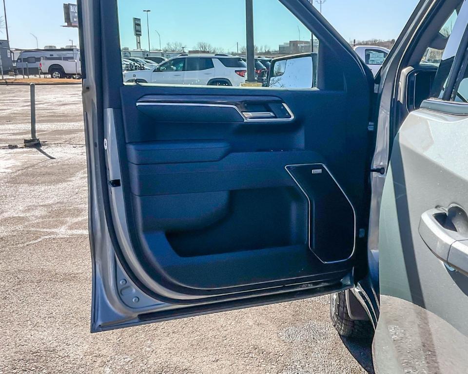 new 2025 GMC Sierra 1500 car, priced at $56,890