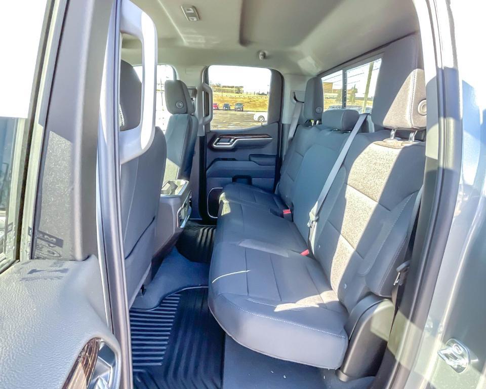 new 2025 GMC Sierra 1500 car, priced at $56,890