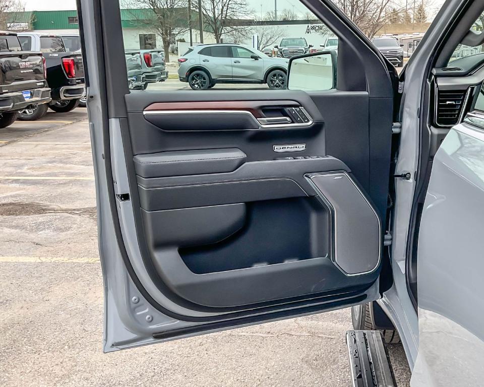 new 2025 GMC Sierra 1500 car, priced at $71,505