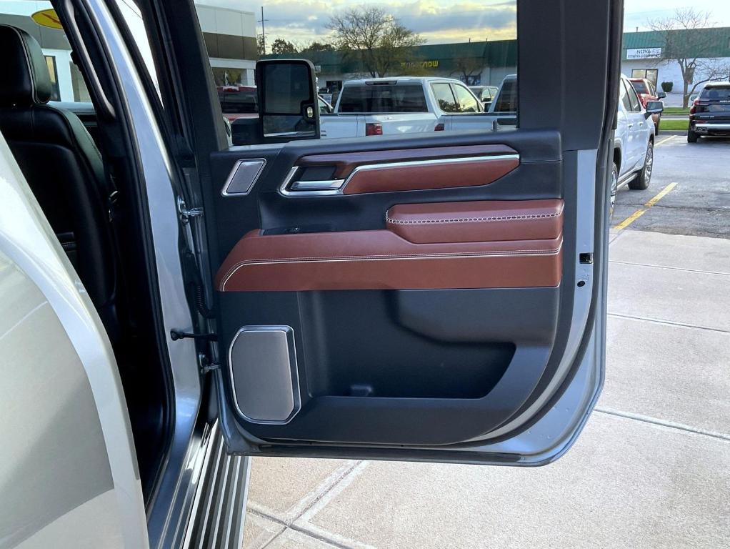 used 2024 GMC Sierra 2500 car, priced at $79,670