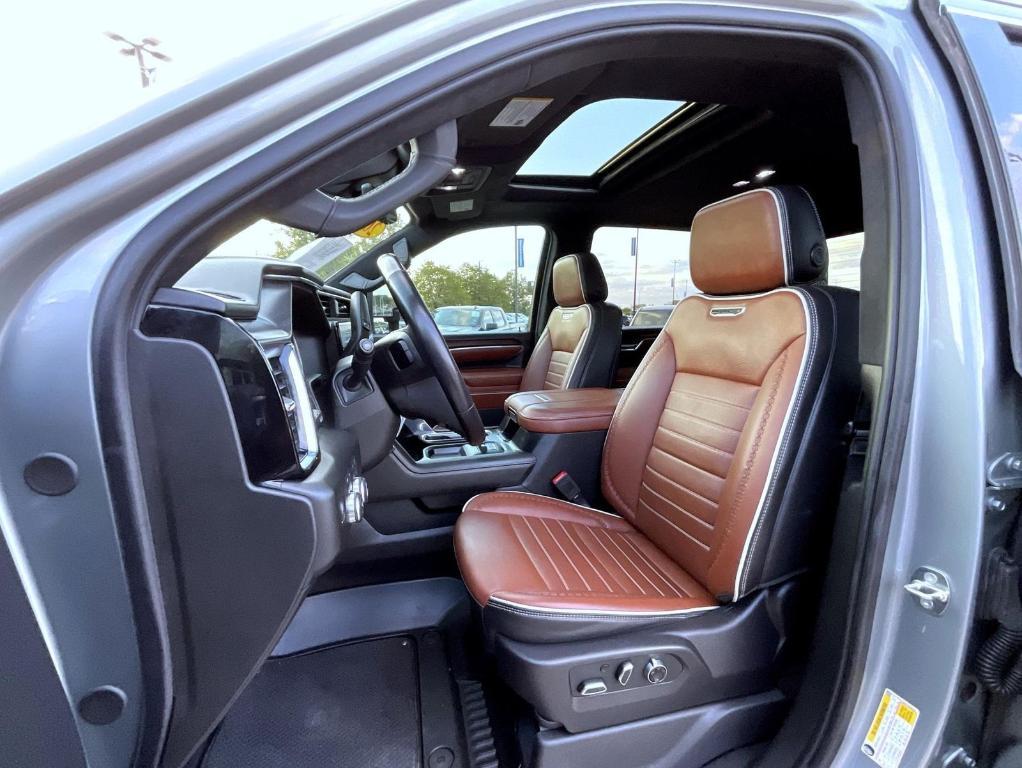 used 2024 GMC Sierra 2500 car, priced at $79,670